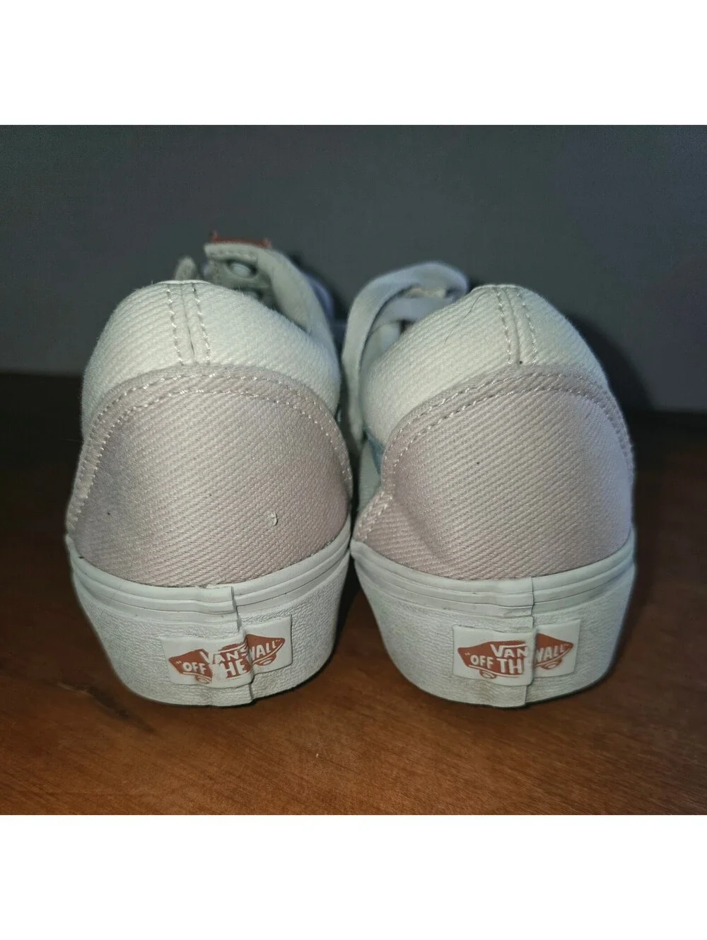 Details not Vans platform sneakers men's size 6 women's size 7 and 1/2
